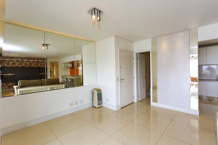 Apartamento à venda com 107m², 2 quartos e 2 vagas Apartamento à venda com 107m², 2 quartos e 2 vagasSala