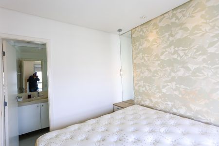 Apartamento à venda com 107m², 2 quartos e 2 vagas Apartamento à venda com 107m², 2 quartos e 2 vagasSuíte