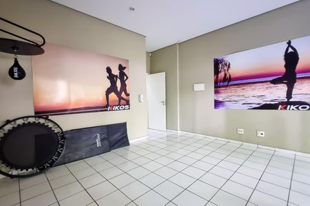 Apartamento à venda com 107m², 2 quartos e 2 vagas Apartamento à venda com 107m², 2 quartos e 2 vagasÁrea comum - Academia