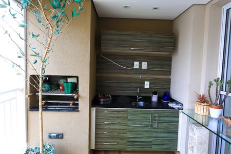 Apartamento à venda com 107m², 2 quartos e 2 vagas Apartamento à venda com 107m², 2 quartos e 2 vagasVaranda da Sala