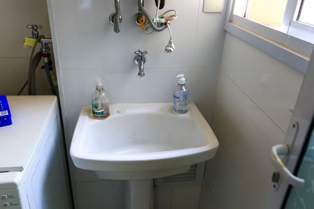 Apartamento à venda com 107m², 2 quartos e 2 vagas Apartamento à venda com 107m², 2 quartos e 2 vagasÁrea de Serviço