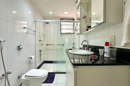 Apartamento à venda com 108m², 3 quartos e sem vaga Apartamento à venda com 108m², 3 quartos e sem vagaBanheiro