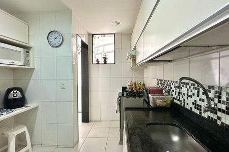 Apartamento à venda com 108m², 3 quartos e sem vaga Apartamento à venda com 108m², 3 quartos e sem vagaCozinha