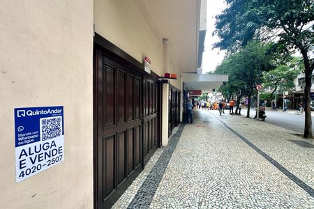 Apartamento à venda com 108m², 3 quartos e sem vaga Apartamento à venda com 108m², 3 quartos e sem vagaPlaca