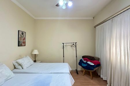 Quarto 1 de apartamento à venda com 3 quartos, 108m² em Copacabana, Rio de Janeiro