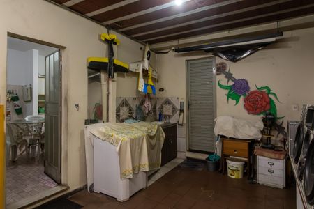 Casa à venda com 241m², 3 quartos e 1 vaga Casa à venda com 241m², 3 quartos e 1 vagaÁrea de Serviço