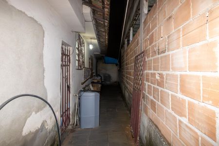 Casa à venda com 241m², 3 quartos e 1 vaga Casa à venda com 241m², 3 quartos e 1 vagaVaranda