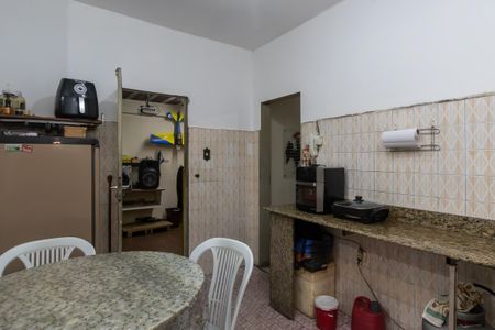 Casa à venda com 241m², 3 quartos e 1 vaga Casa à venda com 241m², 3 quartos e 1 vagaCozinha