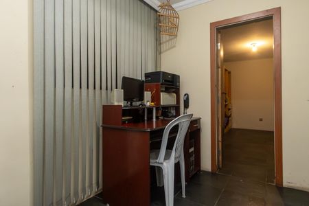 Casa à venda com 241m², 3 quartos e 1 vaga Casa à venda com 241m², 3 quartos e 1 vagaSala 2