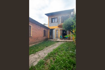 Casa à venda com 160m², 3 quartos e 2 vagas Casa à venda com 160m², 3 quartos e 2 vagasQuintal