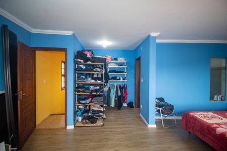 Casa à venda com 160m², 3 quartos e 2 vagas Casa à venda com 160m², 3 quartos e 2 vagasSuite