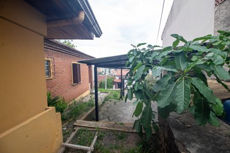 Casa à venda com 160m², 3 quartos e 2 vagas Casa à venda com 160m², 3 quartos e 2 vagaspatio