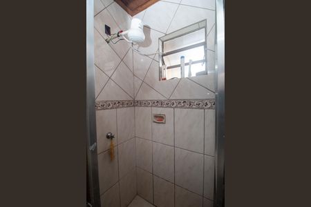 Casa à venda com 160m², 3 quartos e 2 vagas Casa à venda com 160m², 3 quartos e 2 vagasBanheiro 2