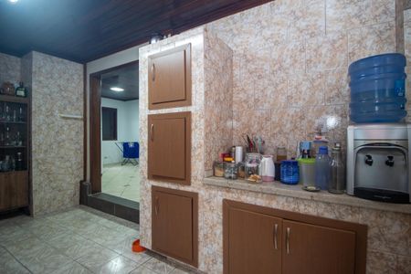 Casa à venda com 160m², 3 quartos e 2 vagas Casa à venda com 160m², 3 quartos e 2 vagasCozinha