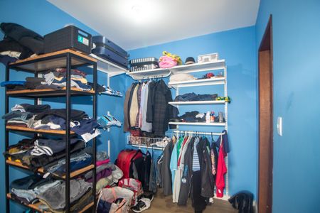 Casa à venda com 160m², 3 quartos e 2 vagas Casa à venda com 160m², 3 quartos e 2 vagasSuite