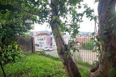 Casa à venda com 160m², 3 quartos e 2 vagas Casa à venda com 160m², 3 quartos e 2 vagaspatio