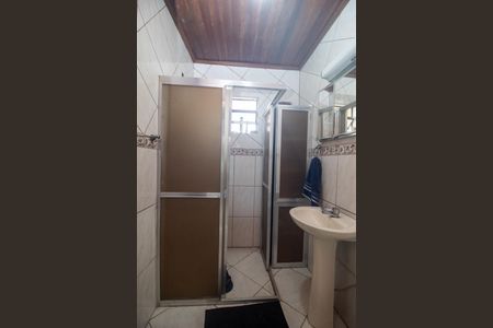 Casa à venda com 160m², 3 quartos e 2 vagas Casa à venda com 160m², 3 quartos e 2 vagasBanheiro 2