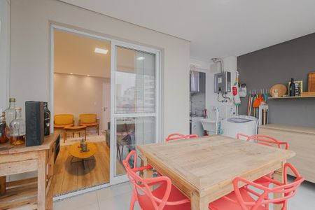 Varanda de apartamento à venda com 2 quartos, 55m² em Vila Anglo Brasileira, São Paulo