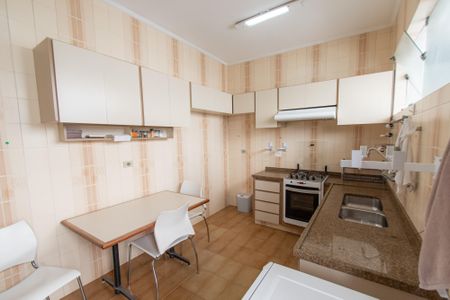 Casa à venda com 252m², 3 quartos e 4 vagasCozinha