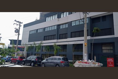 Apartamento à venda com 70m², 2 quartos e 1 vaga Apartamento à venda com 70m², 2 quartos e 1 vagaFachada