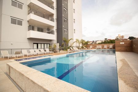 Apartamento à venda com 70m², 2 quartos e 1 vaga Apartamento à venda com 70m², 2 quartos e 1 vagaÁrea comum - Piscina