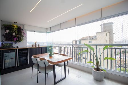 Apartamento à venda com 70m², 2 quartos e 1 vaga Apartamento à venda com 70m², 2 quartos e 1 vagaVaranda Gourmet