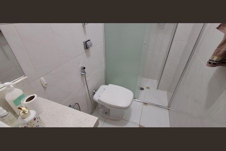 Apartamento à venda com 87m², 3 quartos e 2 vagas Apartamento à venda com 87m², 3 quartos e 2 vagasBanheiro Social