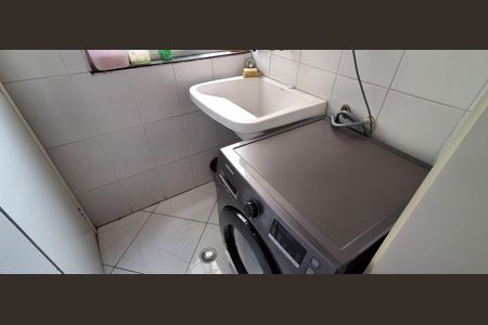 Apartamento à venda com 87m², 3 quartos e 2 vagas Apartamento à venda com 87m², 3 quartos e 2 vagasÁrea de Serviço