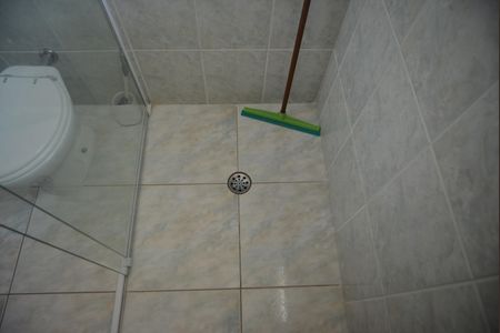 Casa à venda com 220m², 4 quartos e 4 vagasBanheiro da Suíte 2