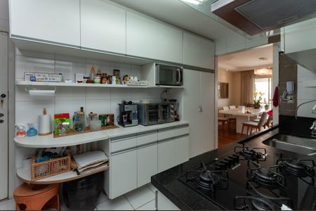 Apartamento à venda com 98m², 3 quartos e 2 vagas Apartamento à venda com 98m², 3 quartos e 2 vagasCozinha