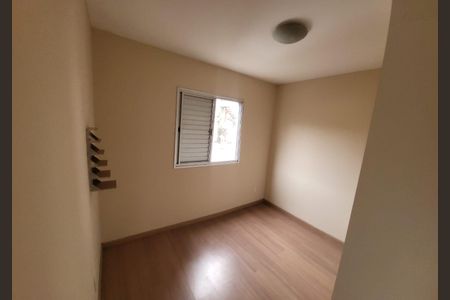 Quarto 1 de apartamento para alugar com 2 quartos, 45m² em Jardim Miriam, São Paulo