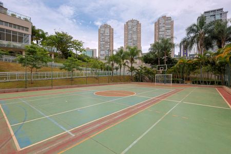 Apartamento à venda com 126m², 4 quartos e 3 vagas Apartamento à venda com 126m², 4 quartos e 3 vagasÁrea comum - Quadra Poliesportiva