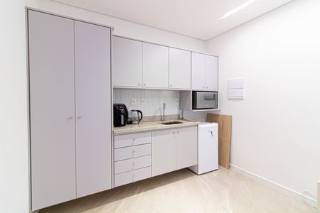 Cozinha de kitnet/studio para alugar com 1 quarto, 30m² em Perdizes, São Paulo