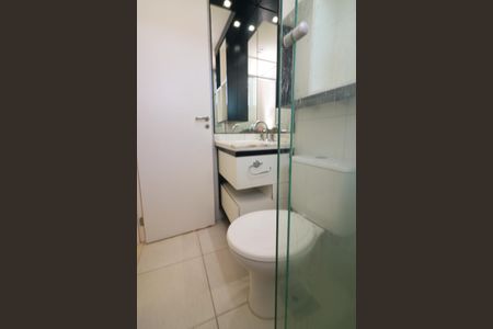 Apartamento à venda com 59m², 2 quartos e 2 vagas Apartamento à venda com 59m², 2 quartos e 2 vagasBanheiro da Suíte