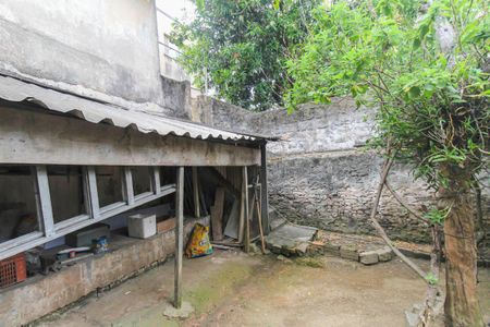 Casa à venda com 130m², 2 quartos e 4 vagas Casa à venda com 130m², 2 quartos e 4 vagasJardim