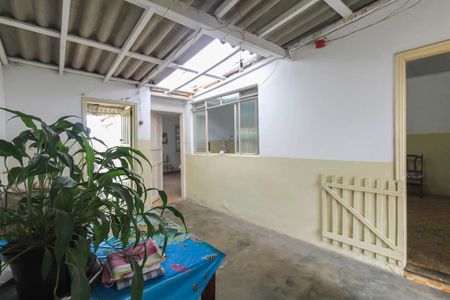 Casa à venda com 130m², 2 quartos e 4 vagas Casa à venda com 130m², 2 quartos e 4 vagasÁrea de Serviço