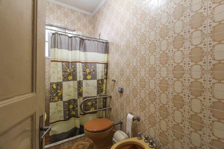 Casa à venda com 130m², 2 quartos e 4 vagas Casa à venda com 130m², 2 quartos e 4 vagasBanheiro