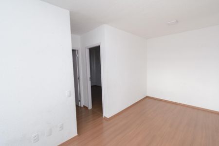 Sala de apartamento para alugar com 2 quartos, 54m² em Jardim Riacho das Pedras, Contagem