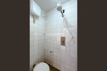 Casa para alugar com 85m², 2 quartos e 2 vagas Casa para alugar com 85m², 2 quartos e 2 vagasBanheiro de serviço