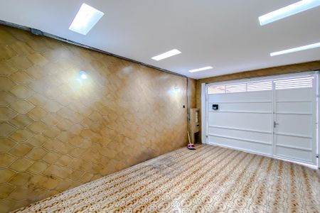 Casa para alugar com 85m², 2 quartos e 2 vagas Casa para alugar com 85m², 2 quartos e 2 vagasGaragem