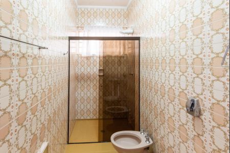 Casa à venda com 175m², 3 quartos e 3 vagasBanheiro da Suíte