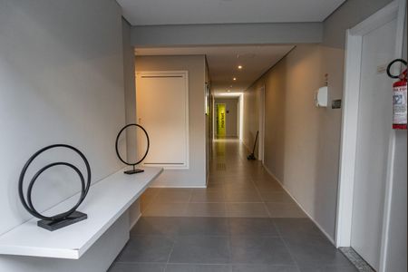 Apartamento à venda com 27m², 1 quarto e sem vaga Apartamento à venda com 27m², 1 quarto e sem vagaHall de entrada