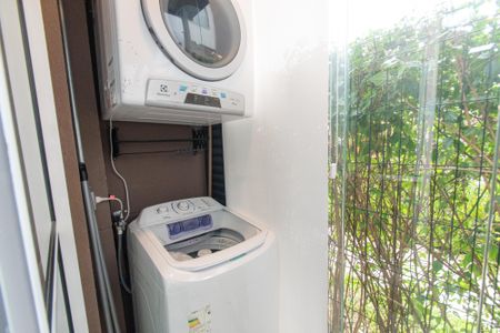 Apartamento à venda com 27m², 1 quarto e sem vaga Apartamento à venda com 27m², 1 quarto e sem vagaVaranda