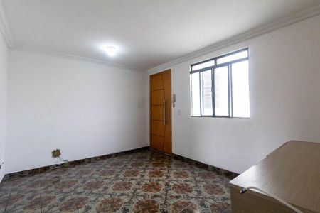 Sala de apartamento para alugar com 2 quartos, 46m² em Vila Silvia, São Paulo