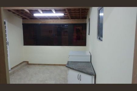 Casa à venda com 4 quartos, 142m² em Jardim Vila Formosa, São Paulo