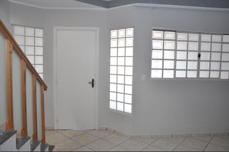 Sala de casa para alugar com 3 quartos, 123m² em Vila Menuzzo, Sumaré