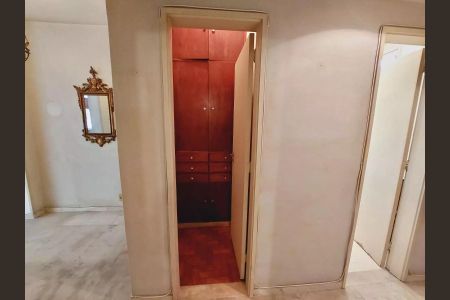 Apartamento à venda com 257m², 4 quartos e 2 vagas