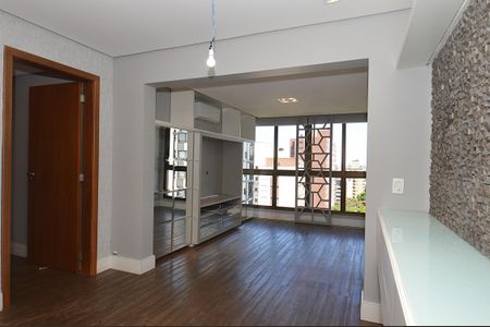 Sala de apartamento à venda com 2 quartos, 76m² em Petrópolis, Porto Alegre