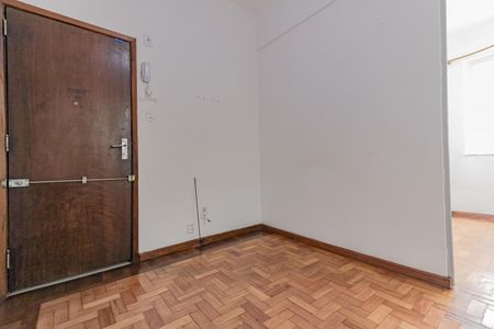 Sala de kitnet/studio à venda com 1 quarto, 31m² em Copacabana, Rio de Janeiro