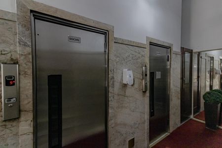 Studio à venda com 31m², 1 quarto e sem vaga Studio à venda com 31m², 1 quarto e sem vagaÁrea comum